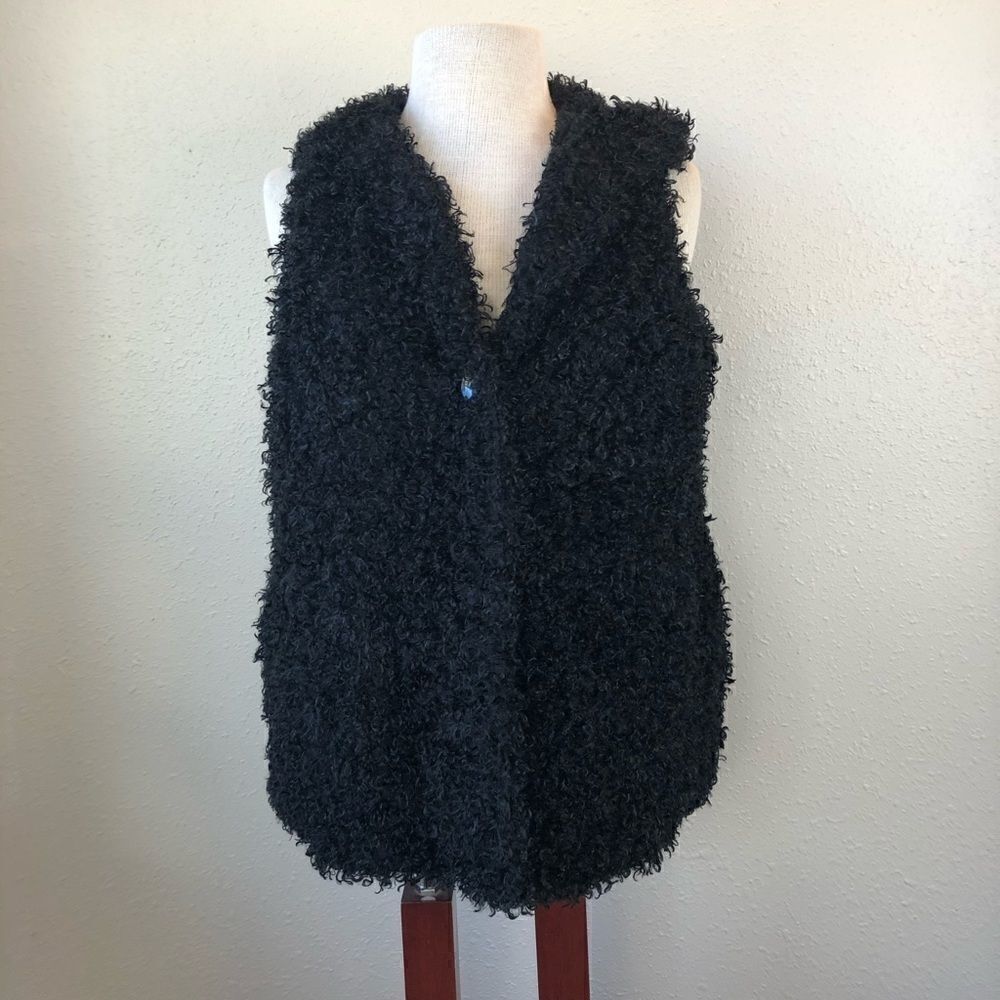 NWT Sharagano Black Sleeveless Hoodie Size Medium